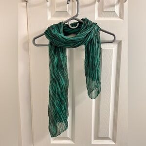 Green Textured Scarf